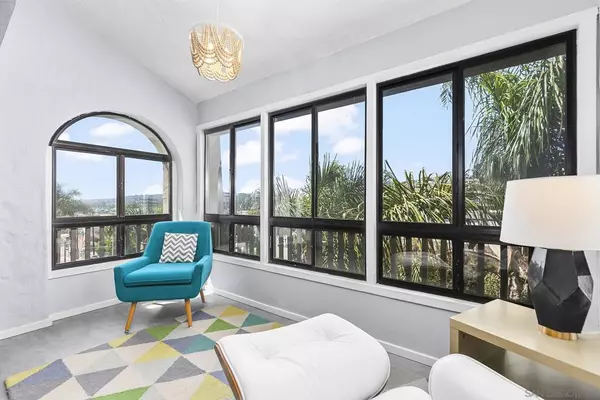 San Diego, CA 92117,2510 Clairemont Dr #303