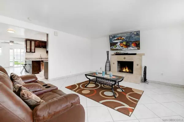 Chula Vista, CA 91911,1261 Helix