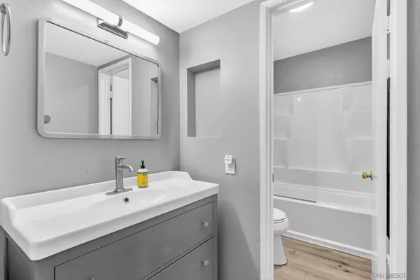 San Diego, CA 92104,4141 Alabama #4