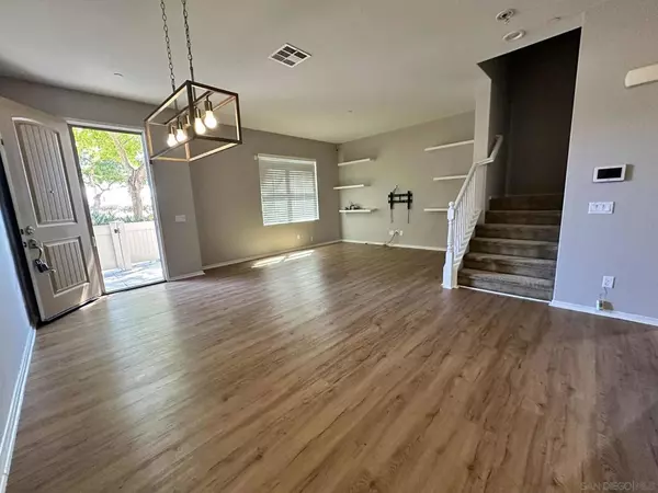 Chula Vista, CA 91913,1367 SANTA DIANA RD #4