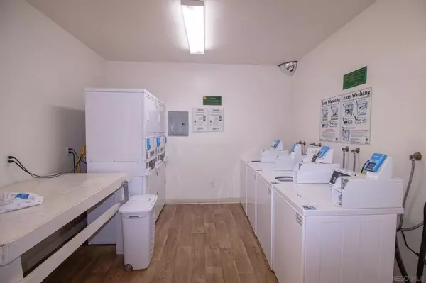 San Diego, CA 92102,2650 Broadway #301