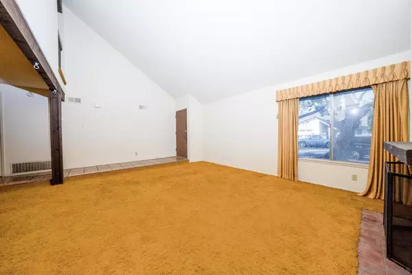 San Diego, CA 92126,8875 Alphecca Way