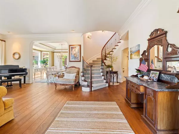 Carlsbad, CA 92009,3424 CAMINO ALEGRE