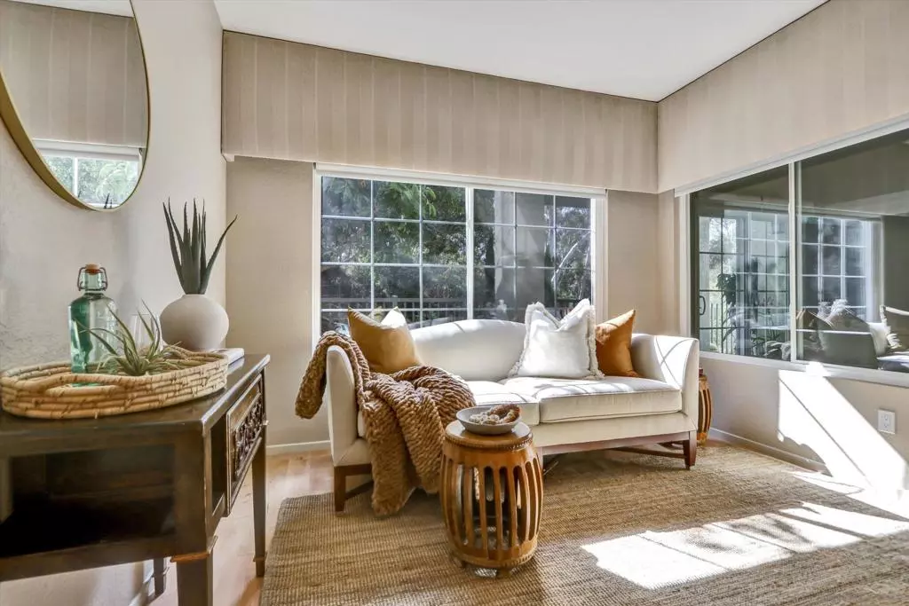 San Diego, CA 92104,3405 Florida St #206