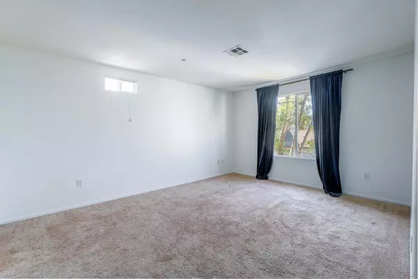 Chula Vista, CA 91915,1648 Sweet Gum Place