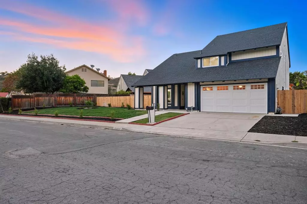 San Diego, CA 92129,9562 Benavente St