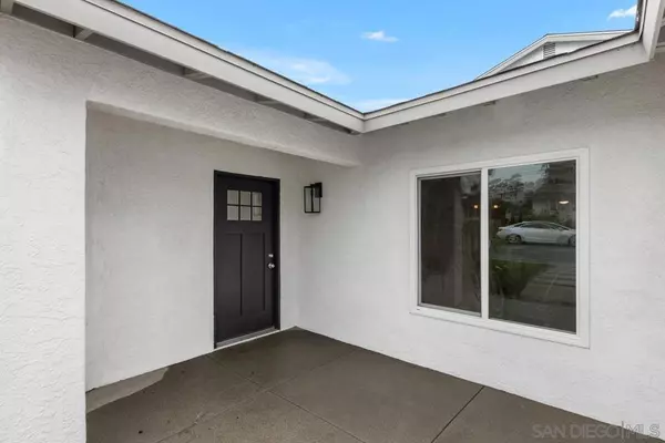 Clairemont Mesa, CA 92111,3758 Antiem St