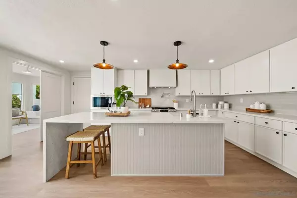 4946 Kalamis Way, Oceanside, CA 92056