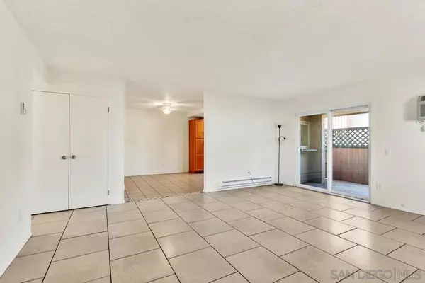 San Diego, CA 92119,8737 Lake Murray Blvd #6