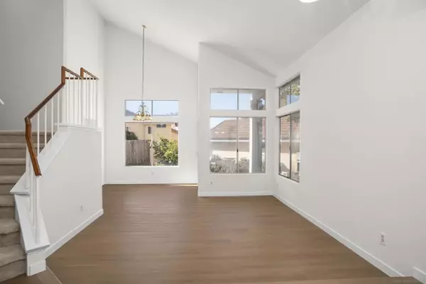 Vista, CA 92084,345 Paseo Marguerita