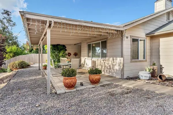 Ramona, CA 92065,392 D St