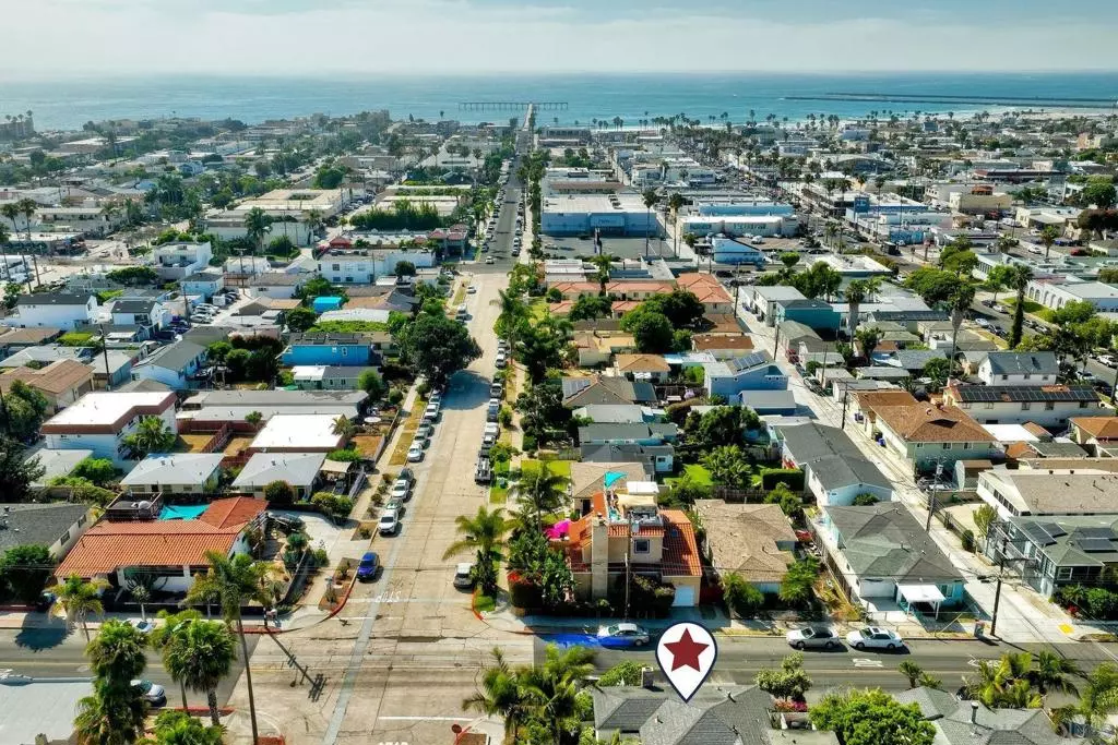 San Diego, CA 92107,4692 Niagara Ave