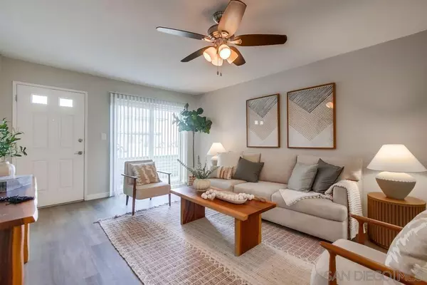 Imperial Beach, CA 91932,1111 Seacoast Dr #2