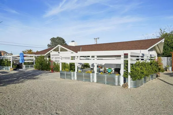 6941 Lennox Ave, Yucca Valley, CA 92284