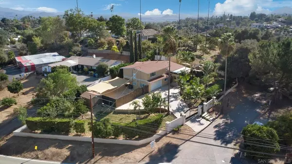 Escondido, CA 92025,2167 Sunset Dr