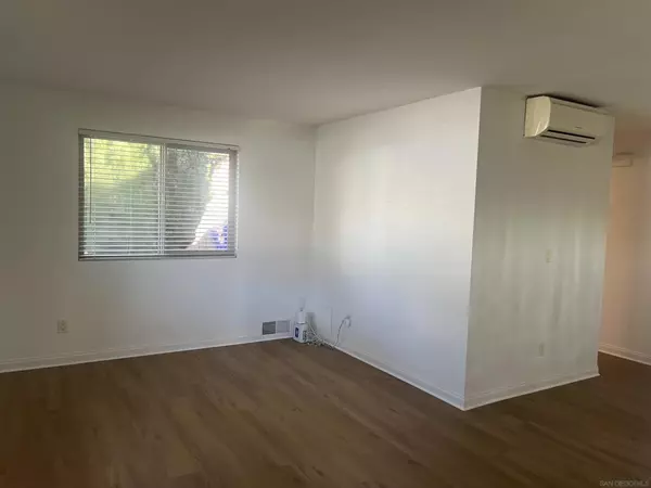 San Diego, CA 92106,3044 Oliphant St Unit A #A