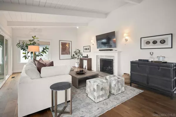 Coronado, CA 92118,420 1st St