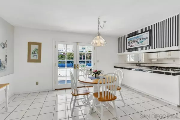 Santee, CA 92071,9326 Oakbourne Rd