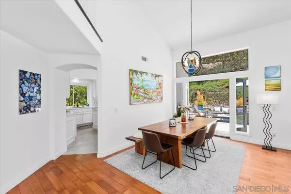 Carlsbad, CA 92011,7022 Ibis Place