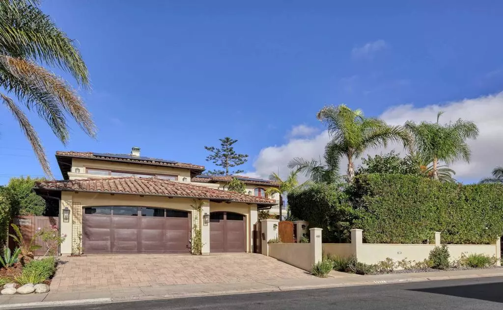 La Jolla, CA 92037,5227 Chelsea St