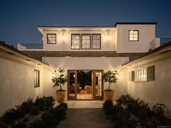 La Jolla, CA 92037,8901 Nottingham Place