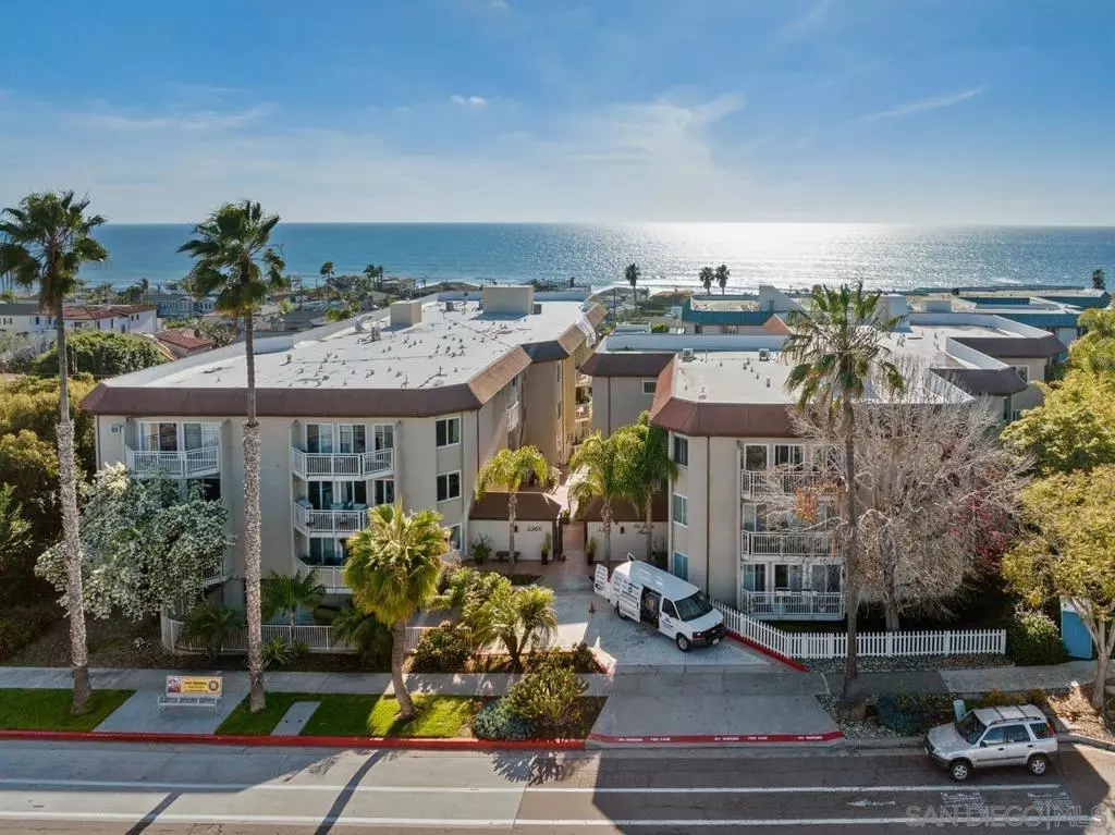 La Jolla, CA 92037,5366 La Jolla Blvd #106