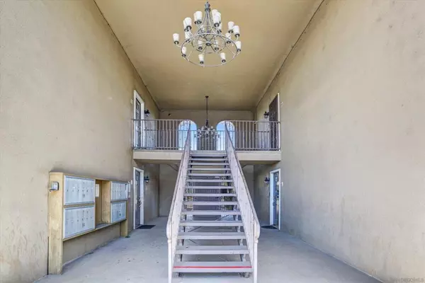 El Cajon, CA 92020,188 S S Lincoln Ave #14