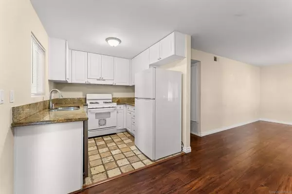 Oceanside, CA 92057,502 Calle Montecito #19