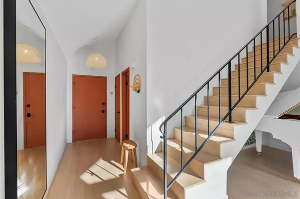 Carlsbad, CA 92010,4405 Sierra Morena Ave