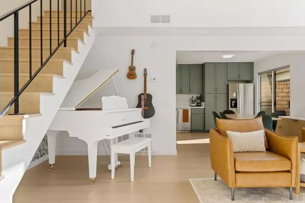 Carlsbad, CA 92010,4405 Sierra Morena Ave