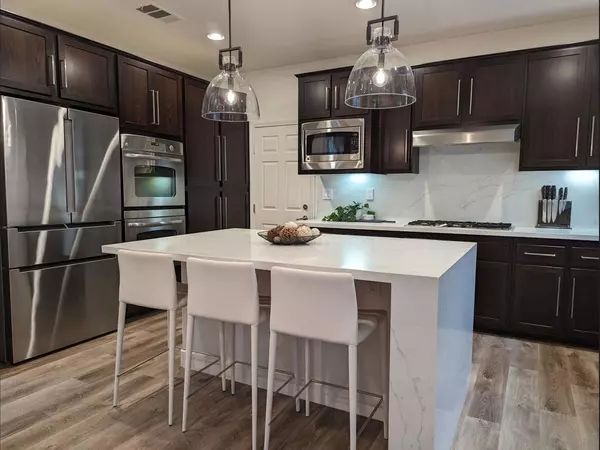 San Diego, CA 92127,15753 SPRECKELS PLACE