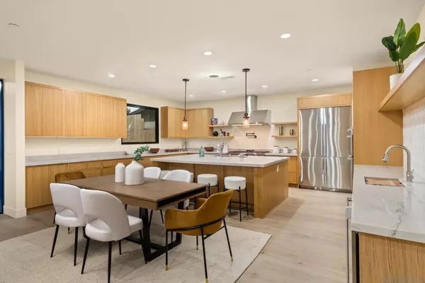 San Diego, CA 92110,1531 33 Lieta St