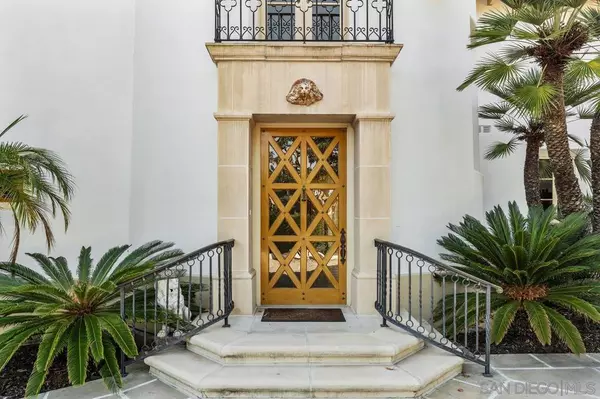 La Jolla, CA 92037,6692 La Jolla Scenic Dr S