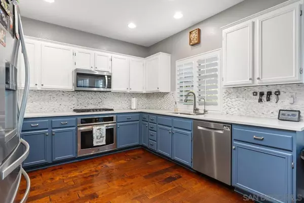 Oceanside, CA 92057,4322 Deer Valley Way