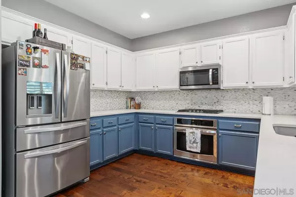 Oceanside, CA 92057,4322 Deer Valley Way