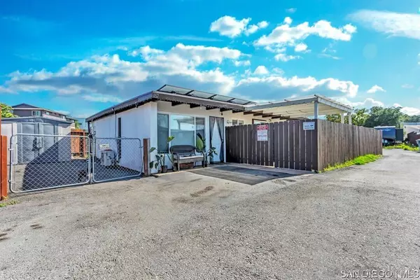 Vista, CA 92083,157 59 Natal WAY