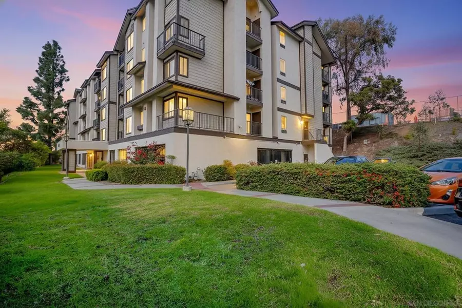 3955 Faircross Pl #80, San Diego, CA 92115