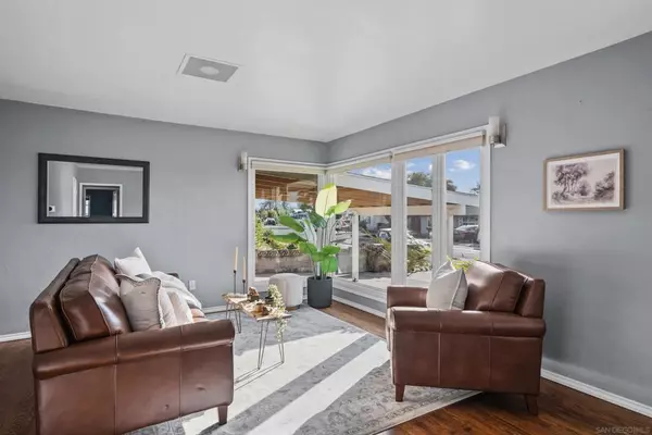 San Diego, CA 92115,4039 Hope St