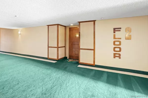 San Diego, CA 92124,11255 Tierrasanta #98