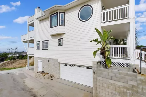 131 Scenic Dr, El Cajon, CA 92021