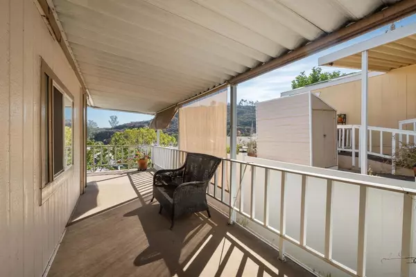 El Cajon, CA 92021,13162 Highway 8 Business #134