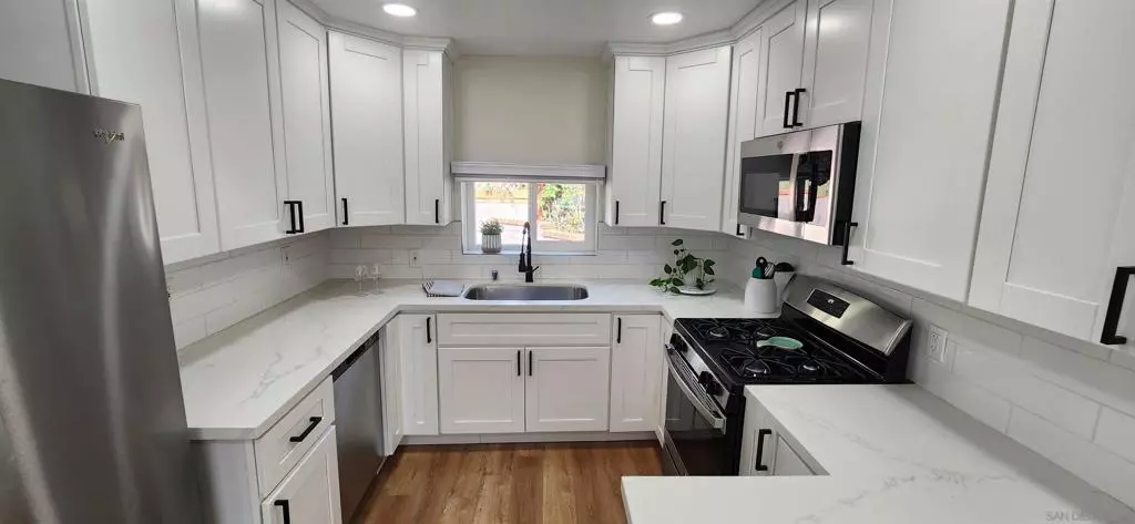 La Mesa, CA 91941,8587 Alpine Ave