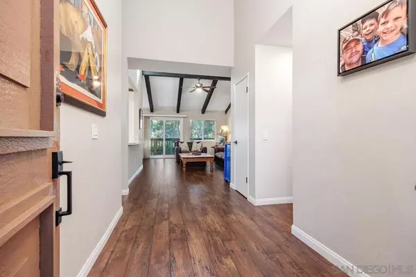 Escondido, CA 92026,1844 Wintergreen Glen