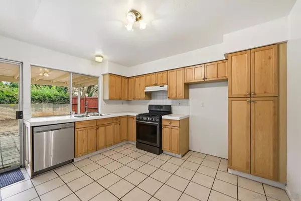 San Diego, CA 92126,7969 Landon Pl