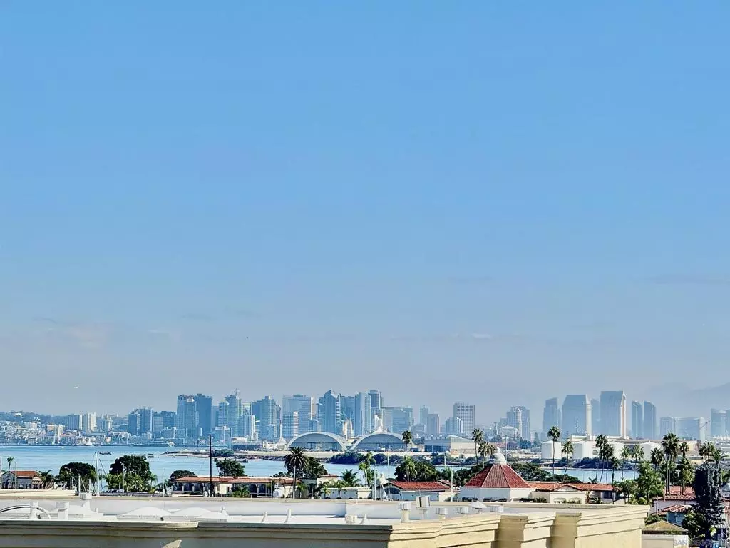 San Diego, CA 92106,370 Rosecrans St #302