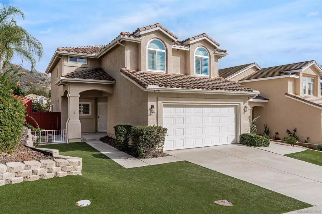 Escondido, CA 92026,29747 Circle R Ct