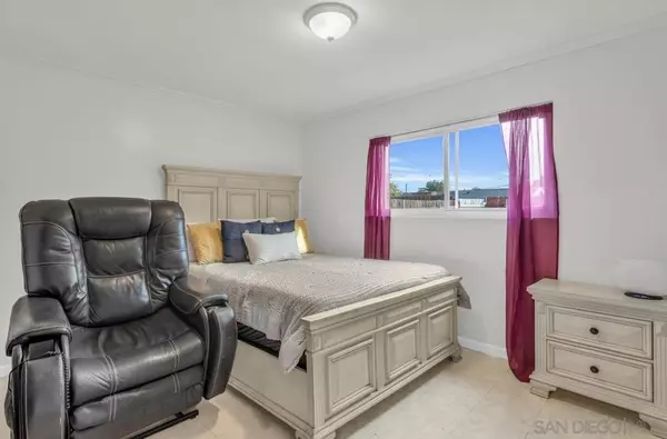 San Diego, CA 92111,2801 Whitney Street