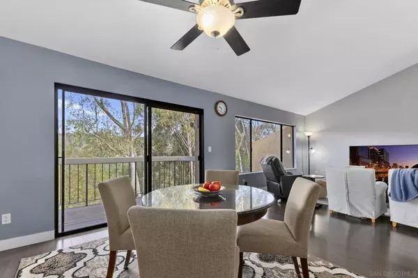 La Jolla, CA 92037,6595 Caminito Catalan