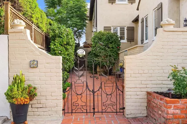 La Jolla, CA 92037,7725 Whitefield Pl