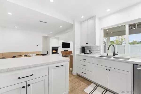 Cardiff By The Sea, CA 92007,1422 Caminito Septimo